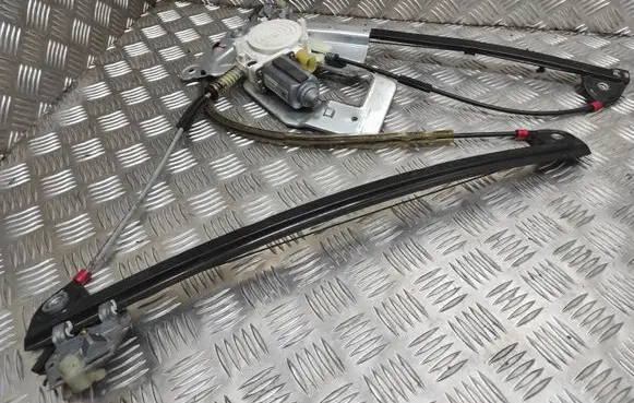 BMW 5 E39 Sliding door window regulator with motor 8252392