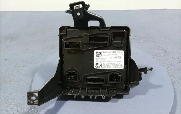 Audi A5 8T 8F Comfort/convenience module 8W0907064CB