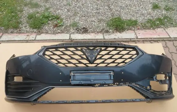 Seat Leon IV Front bumper