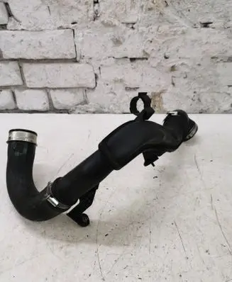 Volkswagen Golf Plus Intercooler hose/pipe 5N0145770A