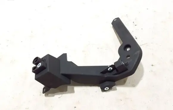 Volvo XC40 Headlight/headlamp mounting bracket 32234762