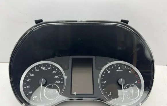 Mercedes-Benz Vito Viano W447 Speedometer (instrument cluster) A4479009617