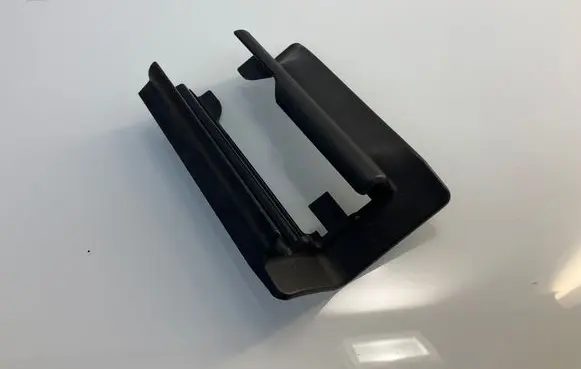 Mercedes-Benz E W212 Front passenger seat rail trim A2129191620 78010028 2129191620