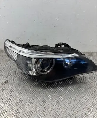 BMW 5 E60 E61 Headlight/headlamp 15872400