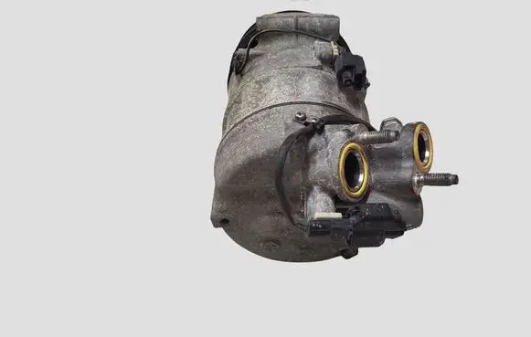 Volvo V40 Air conditioning (A/C) compressor (pump) 31418495