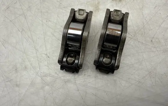 Volkswagen Golf VII Valve rocker arm 