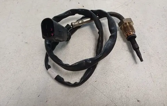 Audi Q5 SQ5 Exhaust gas temperature sensor 8W0906088Q