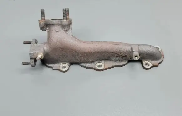 Honda CR-V Exhaust manifold
