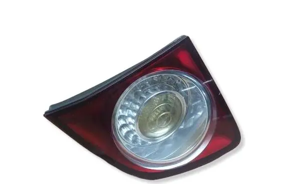 Volkswagen Golf Plus Tailgate rear/tail lights 5M0945094J 89035270