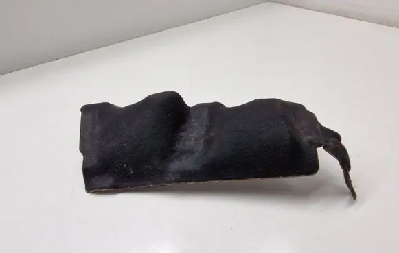 BMW 3 G20 G21 Heat shield in engine bay 8668914