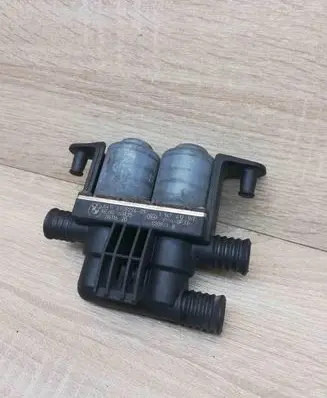 BMW 7 E65 E66 Coolant heater control valve 6908294 1147412167