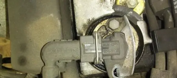Ford Puma Camshaft position sensor 12K073AB 12K073-AB