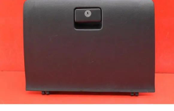 Toyota Corolla Verso E121 Glove box