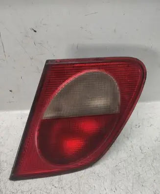 Mercedes-Benz E W210 Tailgate rear/tail lights