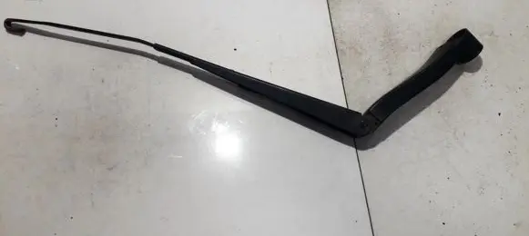 Subaru Legacy Front wiper blade arm
