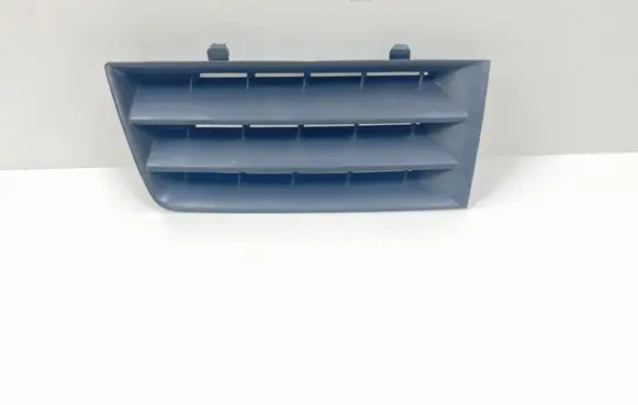 Renault Megane II Front bumper upper radiator grill G8200114156