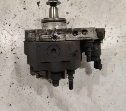 Fuel injection high pressure pump