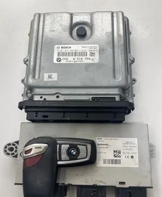 BMW 7 F01 F02 F03 F04 Engine ECU kit and lock set 8516754 1039S48616 0281018298