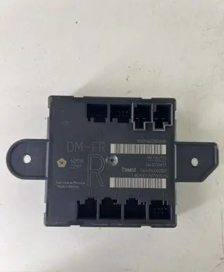Dodge Nitro Door control unit/module P04602806AH SW070611 00404002B2