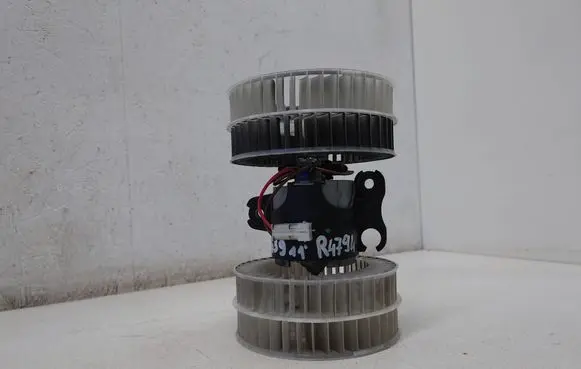 Mercedes-Benz Vito Viano W639 Heater fan/blower 99001059 8EW009158181
