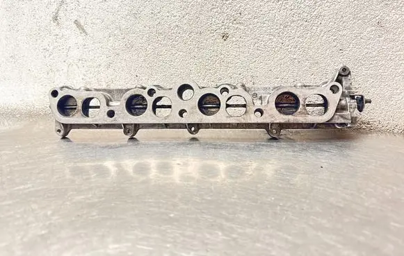 Saab 9-5 Intake manifold 24418319