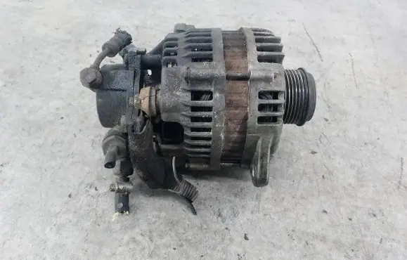 Opel Meriva A Generator/alternator 