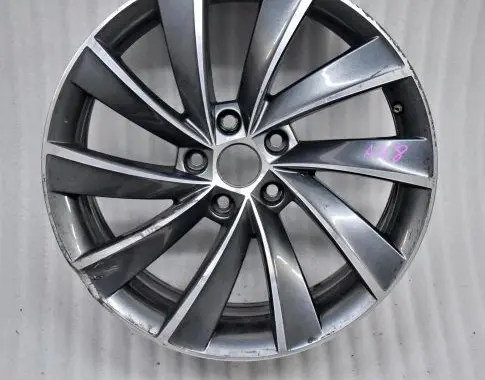 Skoda Superb B8 (3V) R18 alloy rim 