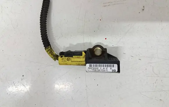 Honda Civic Airbag deployment crash/impact sensor 77930SNAA320M1