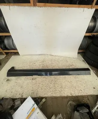 Volvo S60 Foot area side trim 