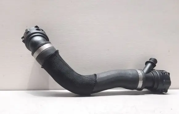 BMW 5 E60 E61 Engine coolant pipe/hose 7789742
