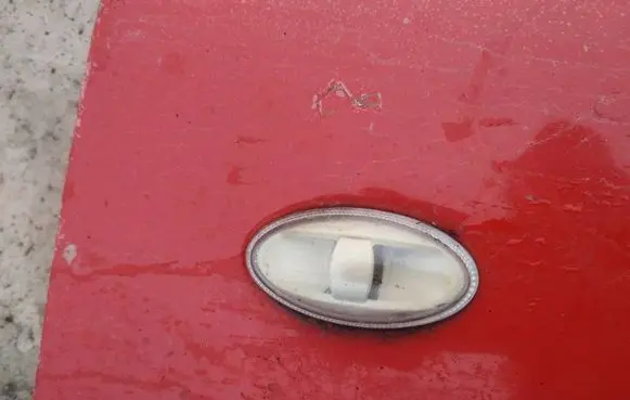 Peugeot 206 Front fender indicator light