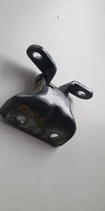 Hyundai i30 Front door lower hinge 