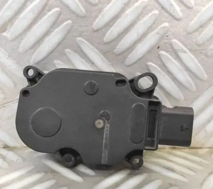 Ford Focus Air flap motor/actuator 6466R420 BM518476AB 13138P02112