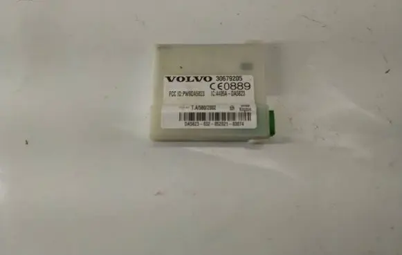 Volvo V70 Alarm control unit/module 30679205 PW9DA5823 4405ADA5823