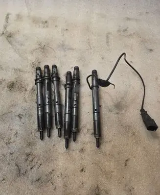 Audi A6 S6 C5 4B Fuel injectors set 059130201F