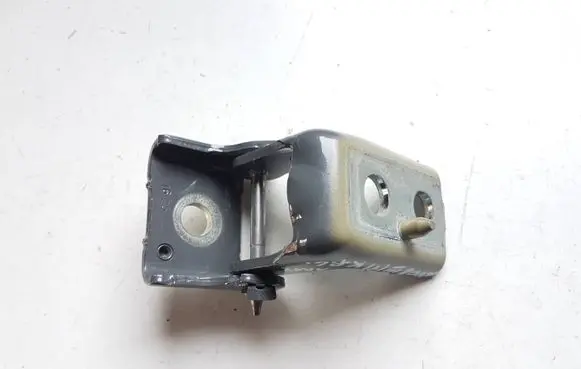 Peugeot 2008 II Rear door lower hinge