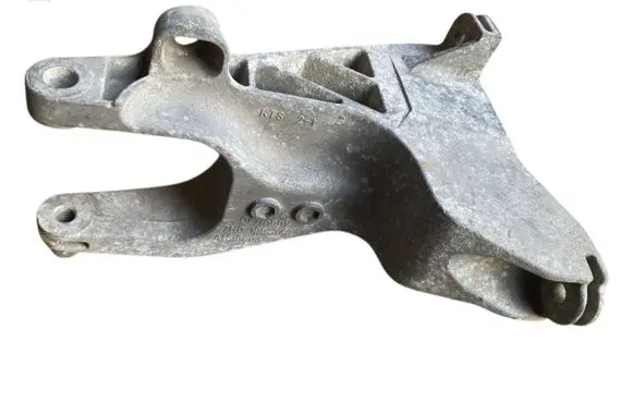 Volkswagen Transporter - Caravelle T5 Engine mounting bracket 7H0199343