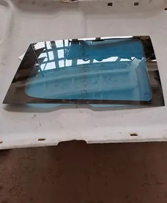 Lancia Phedra Rear side window