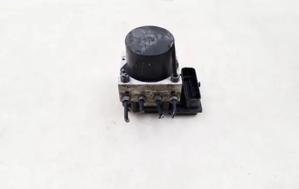Skoda Fabia Mk2 (5J) ABS Pump 6R0907379L