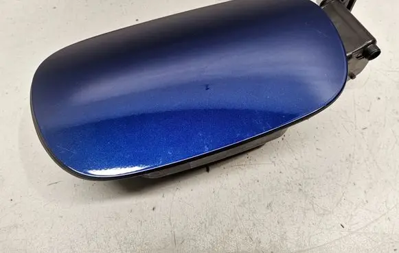 Mercedes-Benz C W205 Fuel tank cap A2056304404 A0005845401