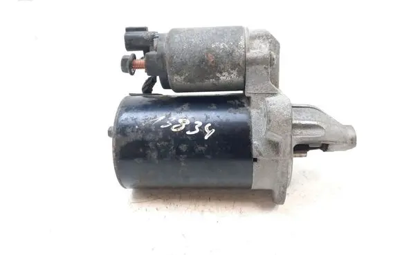 Hyundai i30 Starter motor 361002B020 1250303
