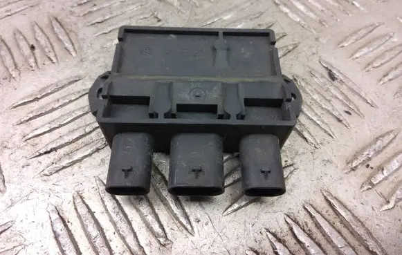 Ford Kuga II Trunk lid opening control unit jx7t14f679aa