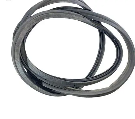 Subaru Outback (BT) Trunk rubber seal (body) 63516AN00A