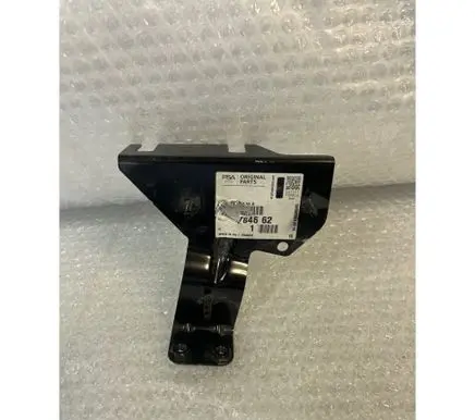 Citroen Berlingo Fender mounting bracket 784662