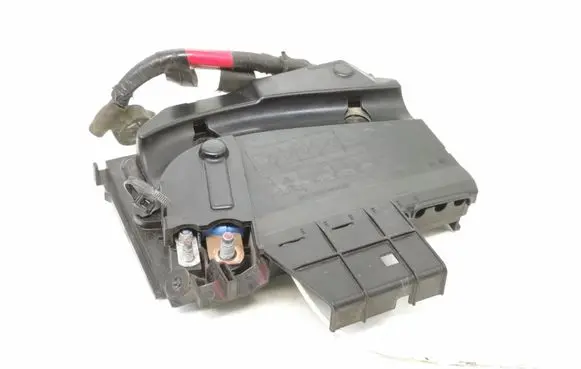 Ford Focus Positive cable (battery) AV6T14A067BC