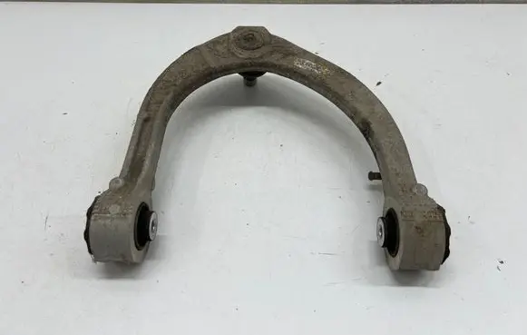 Land Rover Discovery 5 Front upper control arm/wishbone PLA3091A
