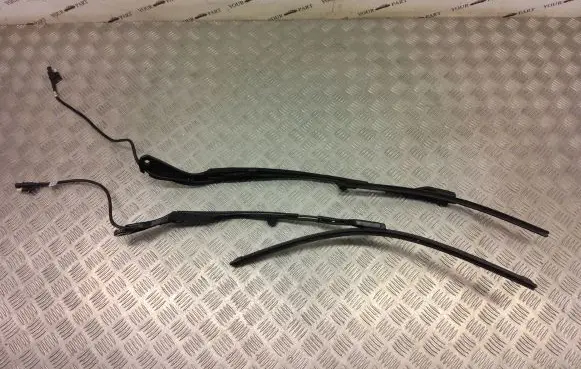 Alfa Romeo Stelvio Front wiper blade arm 74432 6414