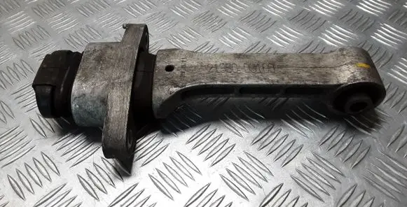 Hyundai Tucson TL Engine mount bracket 21950D3100