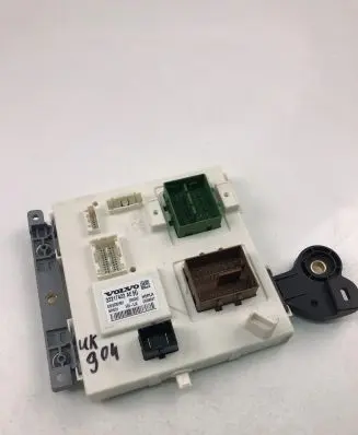 Volvo XC90 Fuse module 32217422AE