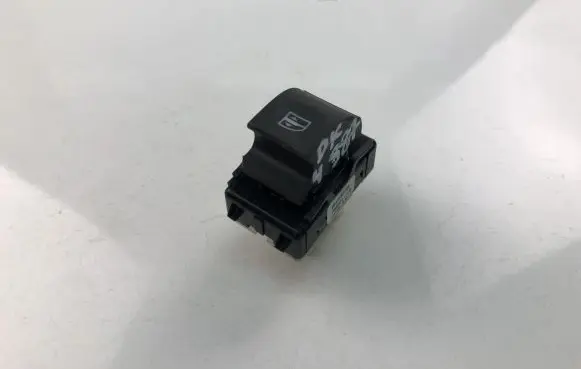 Renault Captur Electric window control switch 254218614R